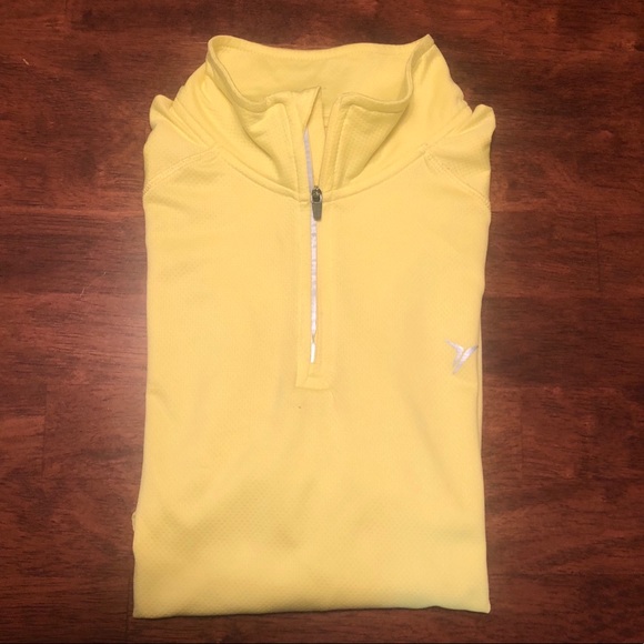 Old Navy half zip athletic shirt - Picture 5 of 5